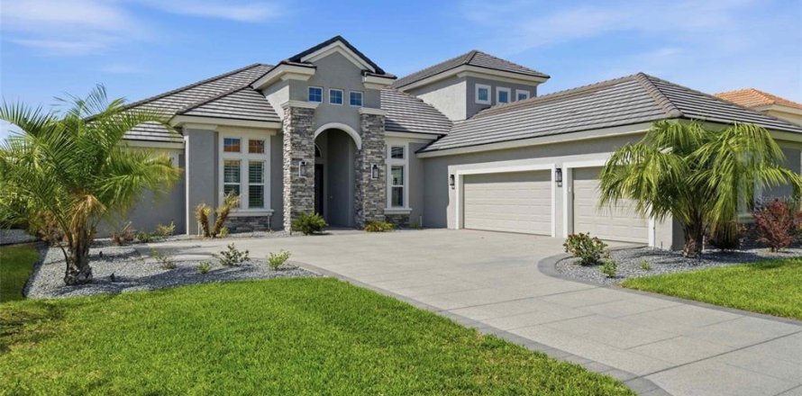 Villa ou maison à Hernando, Floride 4 chambres, 389.54 m2 № 2206163