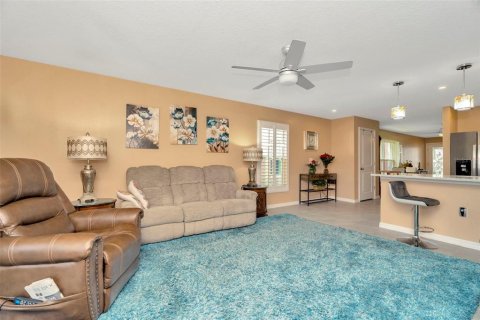 House in Wimauma, Florida 3 bedrooms, 140.84 sq.m. № 1690958 - photo 18