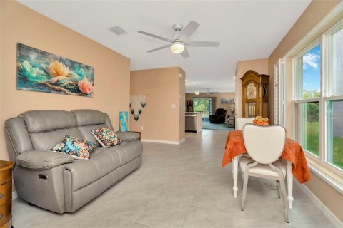 House in Wimauma, Florida 3 bedrooms, 140.84 sq.m. № 1690958 - photo 28