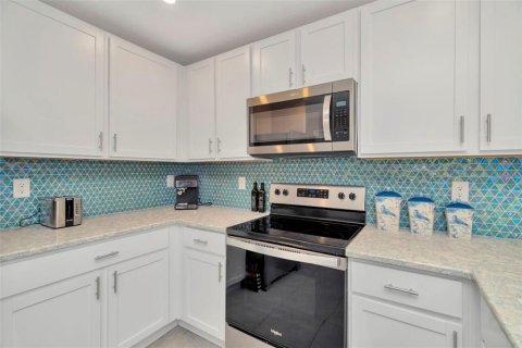 House in Wimauma, Florida 3 bedrooms, 140.84 sq.m. № 1690958 - photo 24