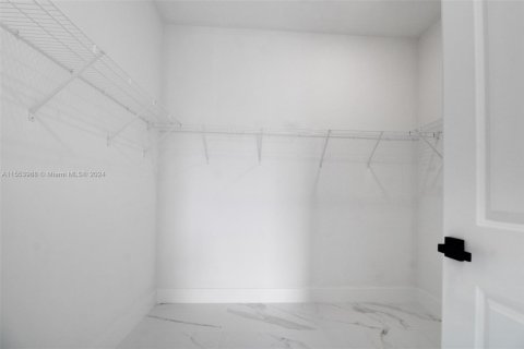 Casa en venta en Cape Coral, Florida, 3 dormitorios, 128.86 m2 № 1076155 - foto 8