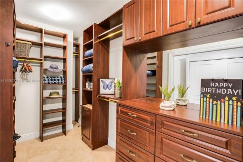 Condominio en venta en Aventura, Florida, 3 dormitorios, 303.23 m2 № 1964436 - foto 20