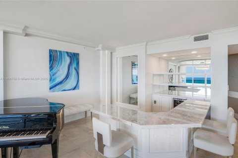 Condominio en venta en Aventura, Florida, 3 dormitorios, 303.23 m2 № 1964436 - foto 7