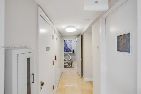 Condominio en venta en Aventura, Florida, 3 dormitorios, 303.23 m2 № 1964436 - foto 29