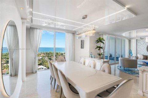 Condominio en venta en Aventura, Florida, 3 dormitorios, 303.23 m2 № 1964436 - foto 10