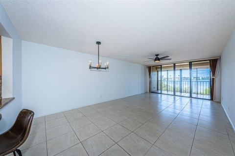 Copropriété à vendre à South Pasadena, Floride: 2 chambres, 129.13 m2 № 1732976 - photo 19