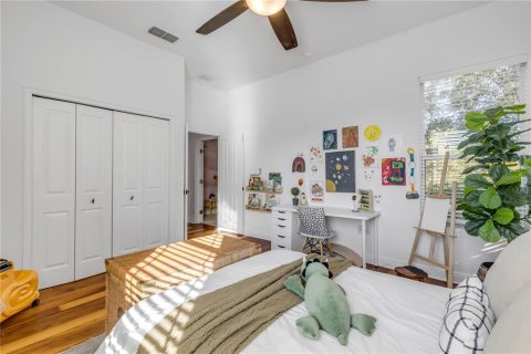 House in Mount Dora, Florida 5 bedrooms, 308.62 sq.m. № 2215681 - photo 12