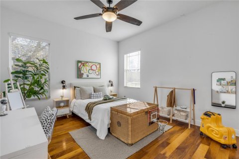House in Mount Dora, Florida 5 bedrooms, 308.62 sq.m. № 2215681 - photo 10