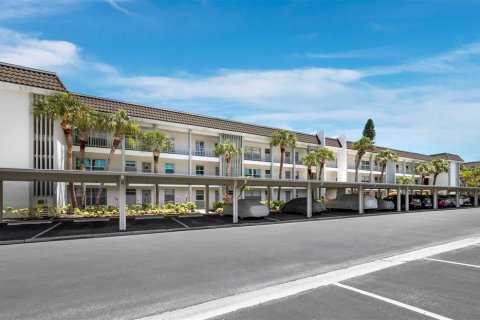 Condo in Longboat Key, Florida, 2 bedrooms  № 1804724 - photo 3