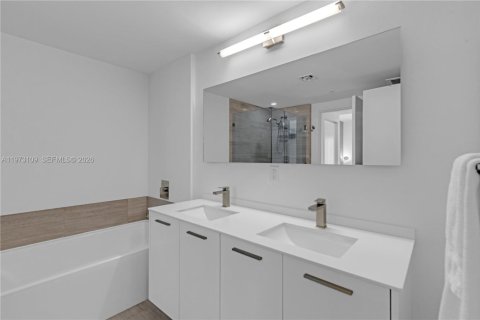 Copropriété à vendre à Miami, Floride: 1 chambre, 65.12 m2 № 2033874 - photo 19