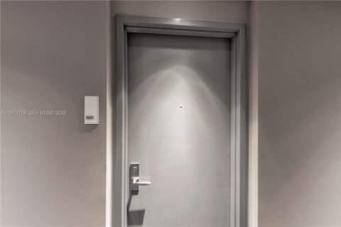 Copropriété à vendre à Miami, Floride: 1 chambre, 65.12 m2 № 2033874 - photo 5