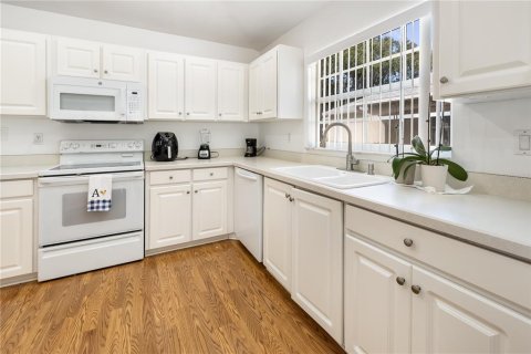 Villa ou maison à vendre à Ormond Beach, Floride: 3 chambres, 177.72 m2 № 2219548 - photo 3