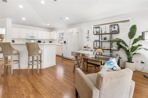 Villa ou maison à vendre à Ormond Beach, Floride: 3 chambres, 177.72 m2 № 2219548 - photo 5