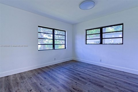 Casa en alquiler en Fort Lauderdale, Florida, 4 dormitorios, 149.39 m2 № 1927037 - foto 20