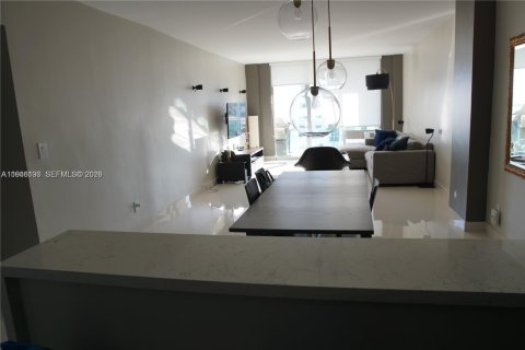 Снять в аренду кондоминиум в Санни-Айлс-Бич, Флорида 1 спальня, 92.9м2, № 2002455 - фото 5