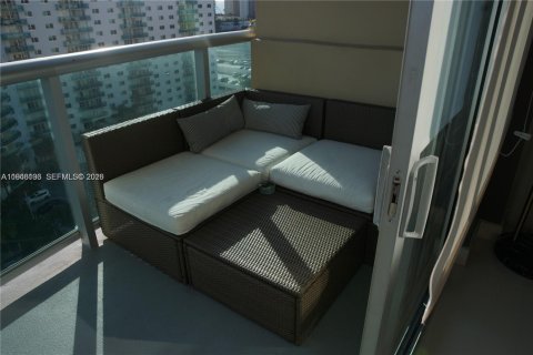 Снять в аренду кондоминиум в Санни-Айлс-Бич, Флорида 1 спальня, 92.9м2, № 2002455 - фото 7