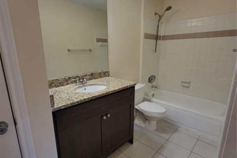 Condo in Saint Petersburg, Florida, 1 bedroom  № 1589633 - photo 17