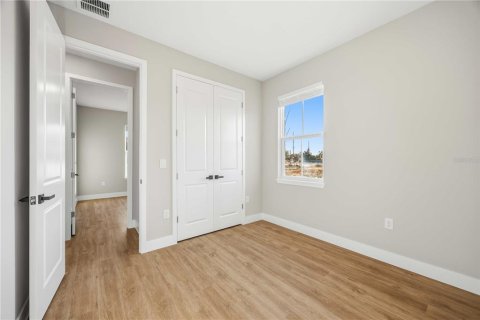 Casa en venta en Winter Haven, Florida, 4 dormitorios, 234.3 m2 № 2294768 - foto 13