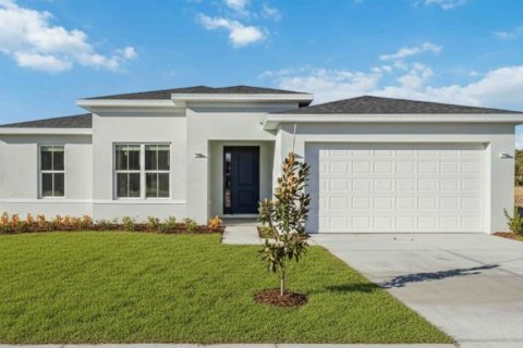 House in Winter Haven, Florida 4 bedrooms, 234.3 sq.m. № 2294768