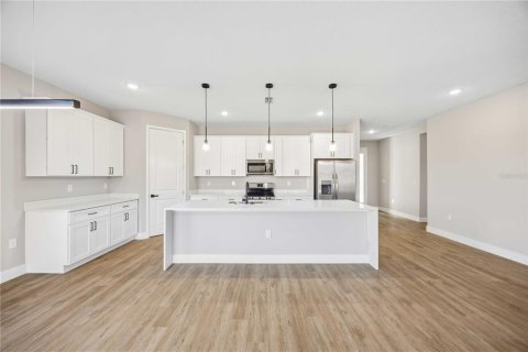 Casa en venta en Winter Haven, Florida, 4 dormitorios, 234.3 m2 № 2294768 - foto 15