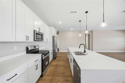 Casa en venta en Winter Haven, Florida, 4 dormitorios, 234.3 m2 № 2294768 - foto 14