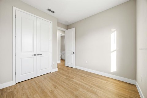 Casa en venta en Winter Haven, Florida, 4 dormitorios, 234.3 m2 № 2294768 - foto 23