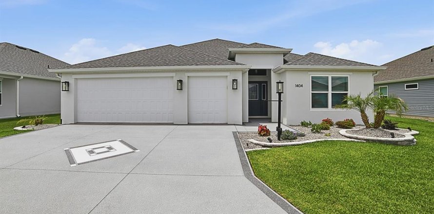 Villa ou maison à The Villages, Floride 3 chambres, 179.21 m2 № 2150254