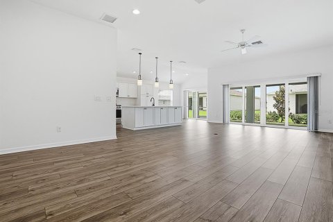 Villa ou maison à vendre à The Villages, Floride: 3 chambres, 179.21 m2 № 2150254 - photo 5