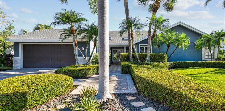 Casa en Tampa, Florida 4 dormitorios, 288.93 m2 № 2150482