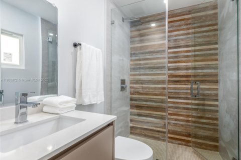 Снять в аренду квартиру в Майами, Флорида 2 спальни, 93.83м2, № 1956432 - фото 10