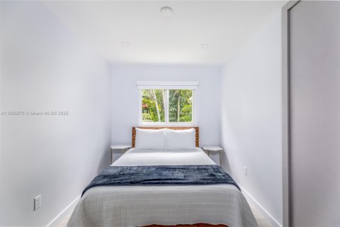 Снять в аренду квартиру в Майами, Флорида 2 спальни, 93.83м2, № 1956432 - фото 7