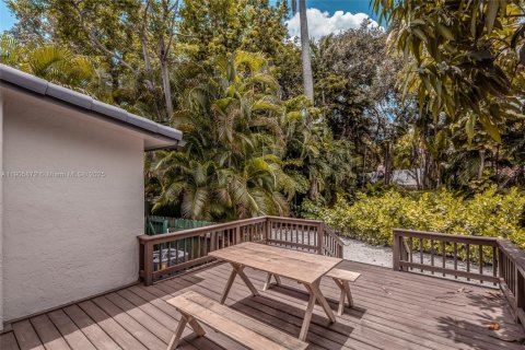 Снять в аренду квартиру в Майами, Флорида 2 спальни, 93.83м2, № 1956432 - фото 11