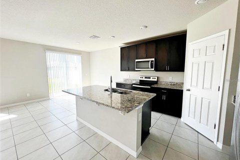 Casa en alquiler en Haines City, Florida, 3 dormitorios, 139.91 m2 № 1798353 - foto 6