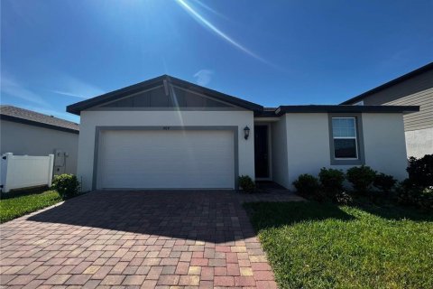 Casa en alquiler en Haines City, Florida, 3 dormitorios, 139.91 m2 № 1798353 - foto 1