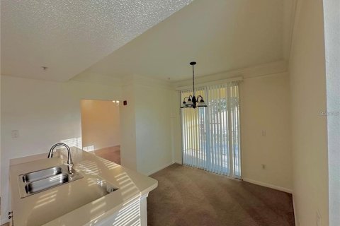 Adosado en alquiler en Orlando, Florida, 2 dormitorios, 113.25 m2 № 1918261 - foto 13