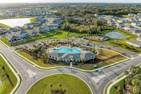 House in Palmetto, Florida 5 bedrooms, 243.03 sq.m. № 2201585 - photo 24