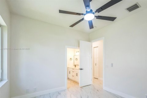 Купить виллу или дом в Корал-Спрингс, Флорида 1 комната, 386.1м2, № 1921483 - фото 22