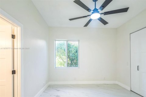 Купить виллу или дом в Корал-Спрингс, Флорида 1 комната, 386.1м2, № 1921483 - фото 21