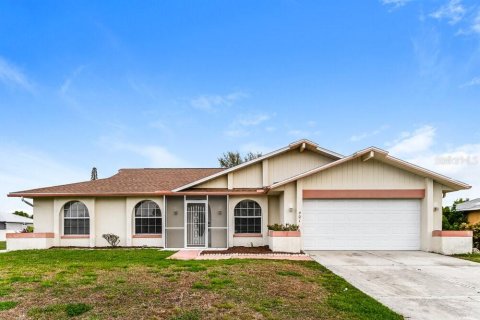 Villa ou maison à Cape Coral, Floride 3 chambres, 162.02 m2 № 2100324