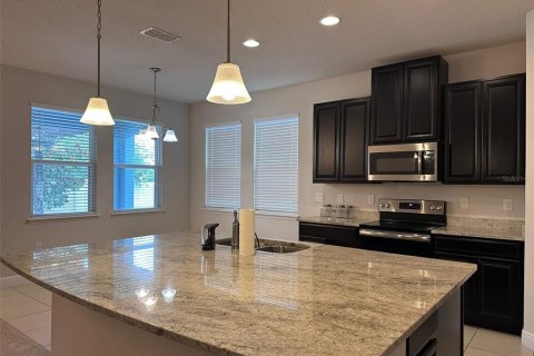 Casa en alquiler en Davenport, Florida, 3 dormitorios, 188.96 m2 № 1800509 - foto 2