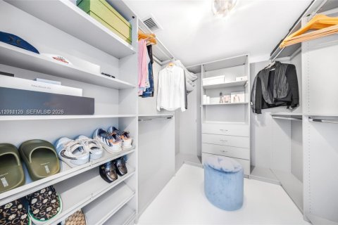 Condo in Aventura, Florida, 5 bedrooms  № 2076224 - photo 26