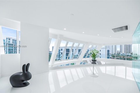 Condo in Aventura, Florida, 5 bedrooms  № 2076224 - photo 22