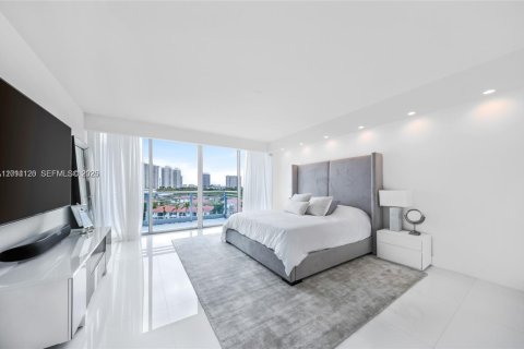 Condo in Aventura, Florida, 5 bedrooms  № 2076224 - photo 30