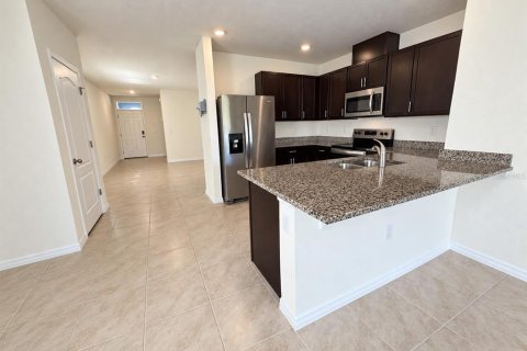 House in Kissimmee, Florida 3 bedrooms, 140.1 sq.m. № 2386341 - photo 7