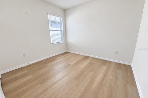 House in Kissimmee, Florida 3 bedrooms, 140.1 sq.m. № 2386341 - photo 18