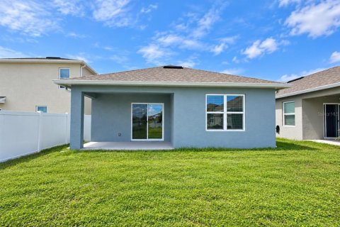 House in Kissimmee, Florida 3 bedrooms, 140.1 sq.m. № 2386341 - photo 23