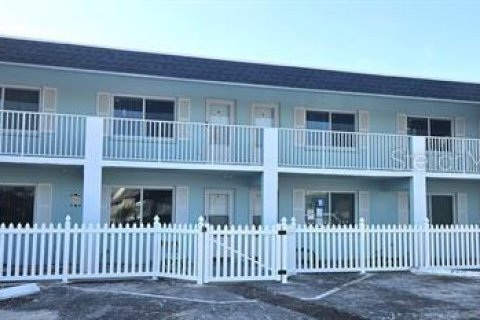 Apartment in Saint Pete Beach, Florida 1 bedroom, 65.03 sq.m. № 2363151