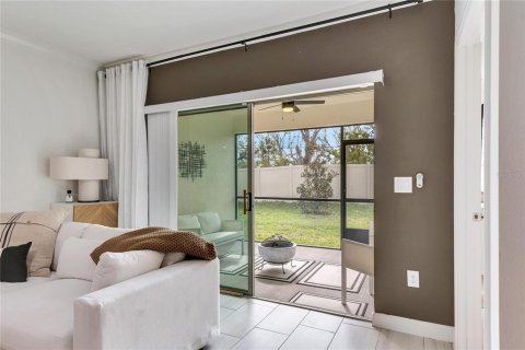 House in Wimauma, Florida 2 bedrooms, 161.37 sq.m. № 1767303 - photo 4