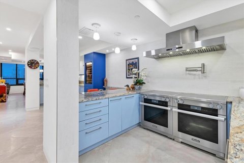Condo in Sarasota, Florida, 4 bedrooms  № 1542051 - photo 20