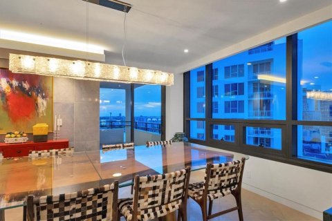 Condo in Sarasota, Florida, 4 bedrooms  № 1542051 - photo 10